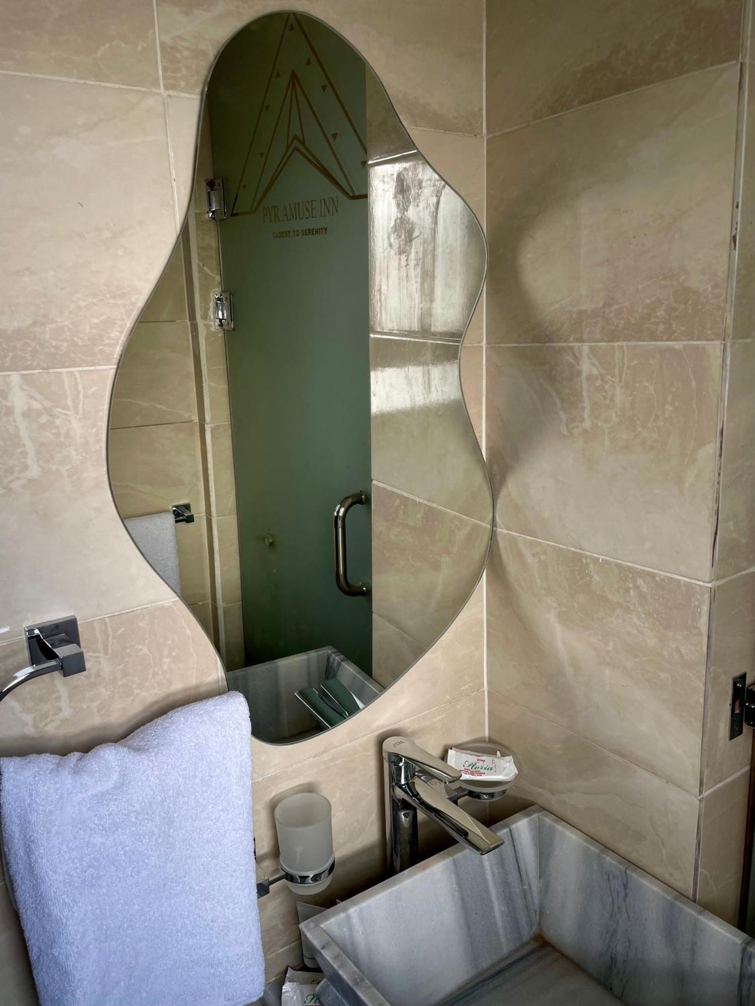 Pyramuse Inn Nazlet el Simman Экстерьер фото