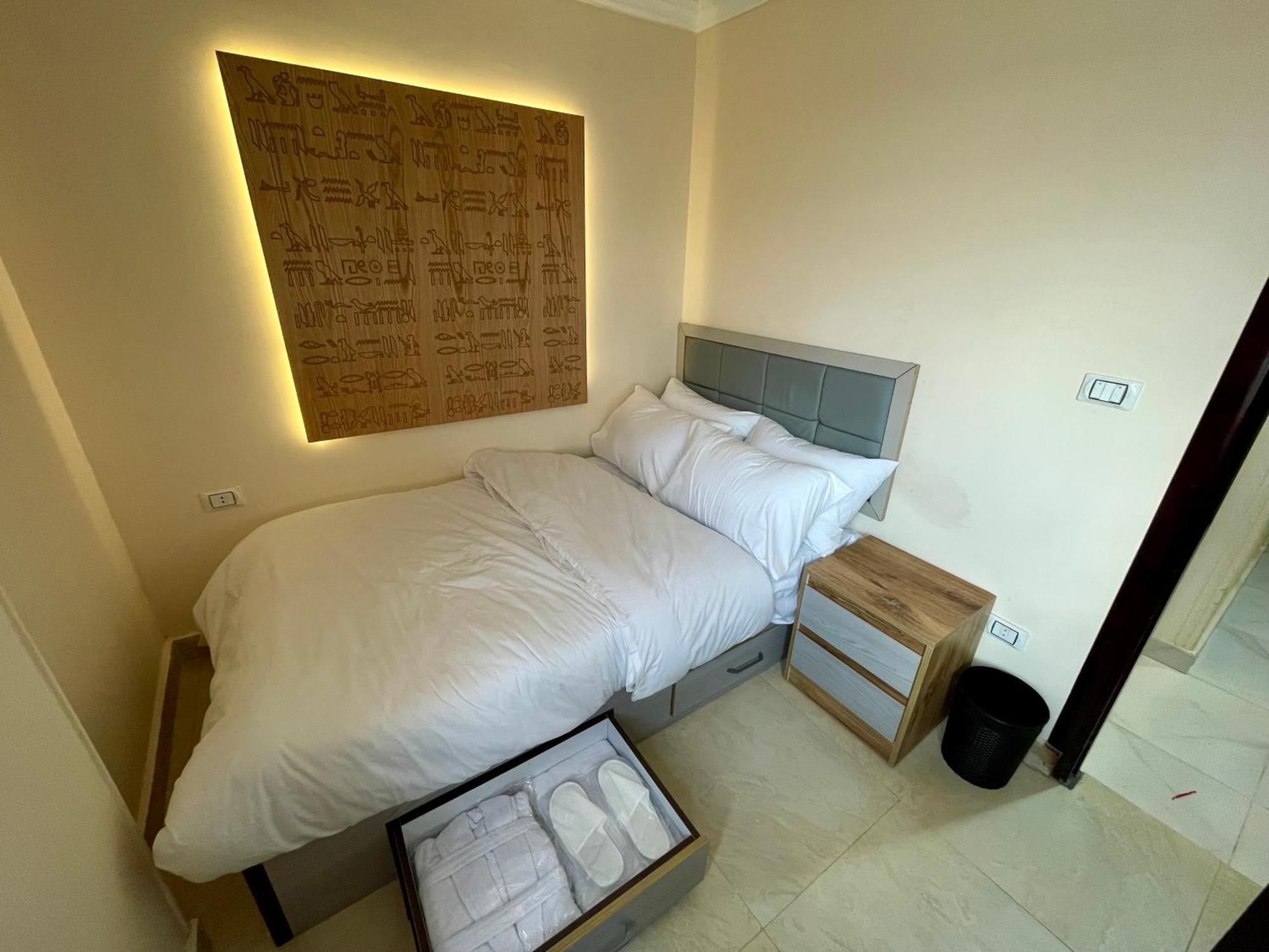 Pyramuse Inn Nazlet el Simman Экстерьер фото